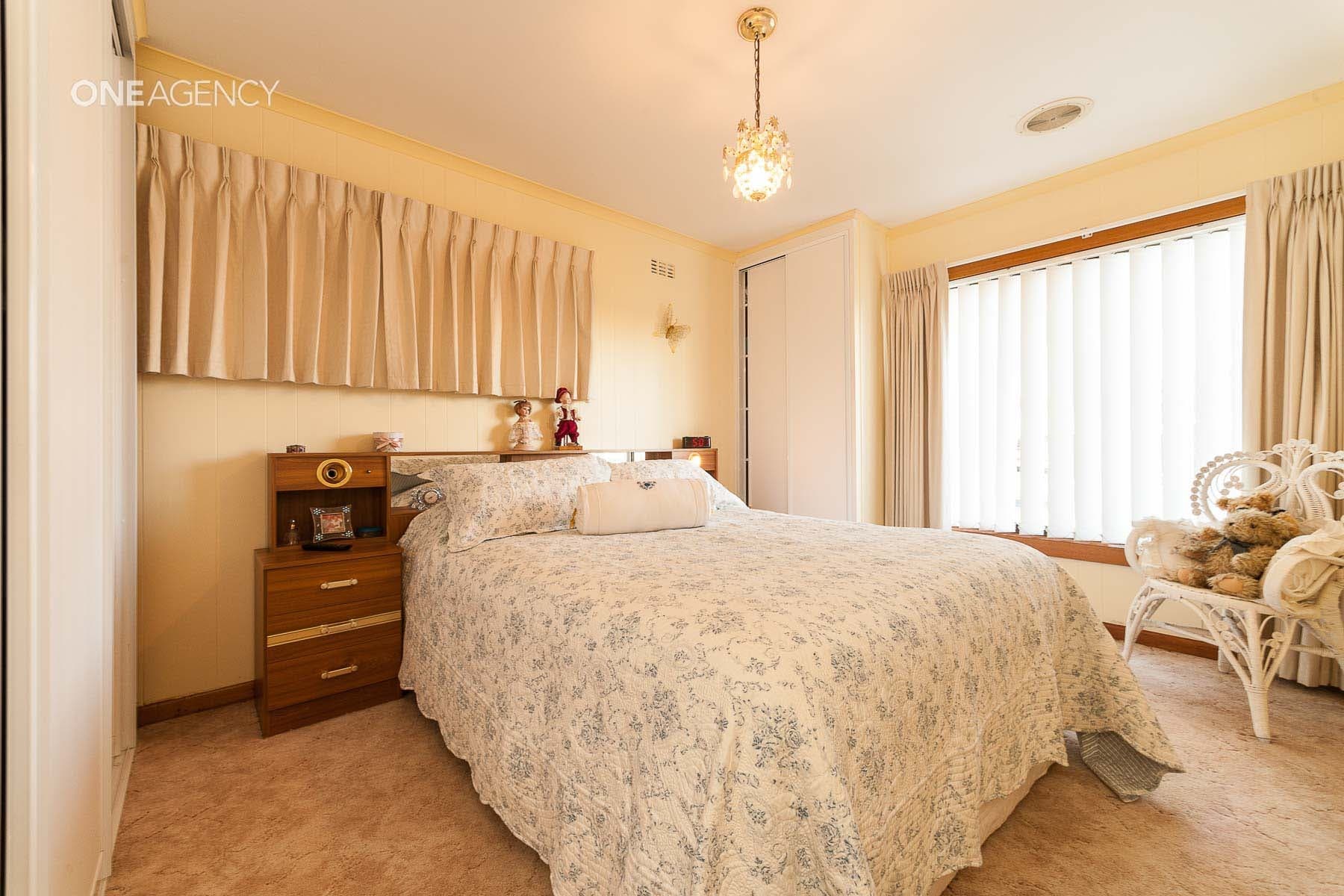 9 Van Diemens Crescent, Park Grove, Park Grove - Thumbnail 6