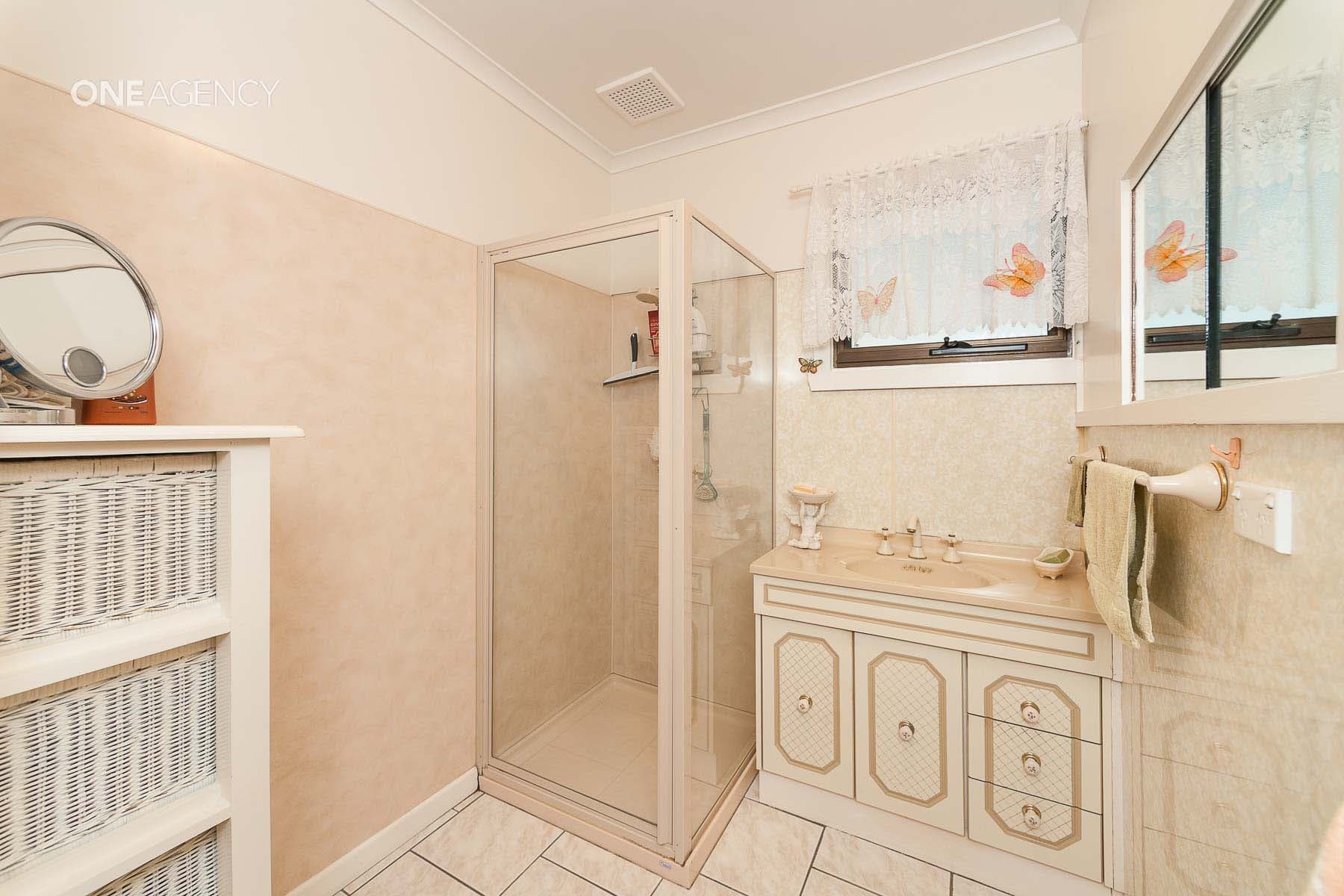 9 Van Diemens Crescent, Park Grove, Park Grove - Thumbnail 7