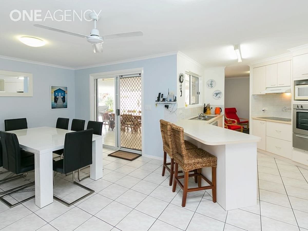 10 Renee Court, Torquay, Torquay - Thumbnail 2