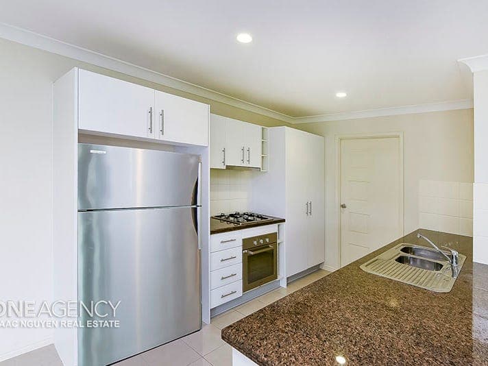 12 Campbell Court, Redbank Plains, Redbank Plains - Thumbnail 3
