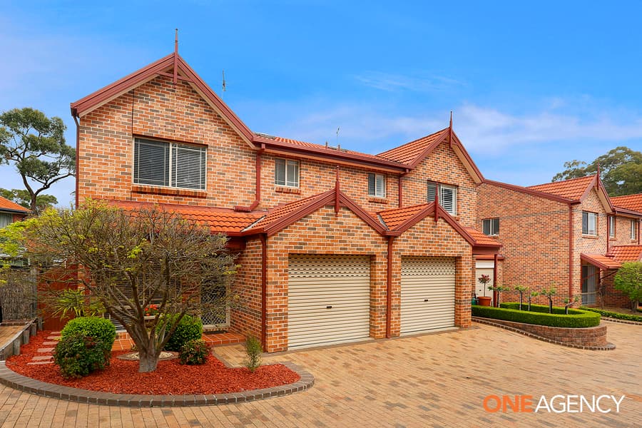 10/10 Owen Jones Row, Menai, Menai - Image 1