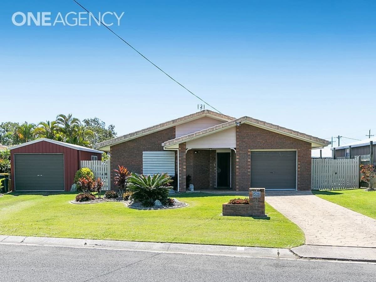 3 Sterling Court, Pialba, Pialba - Image 1