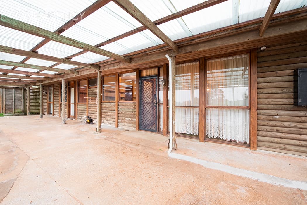 64 Cascade Road, Romaine, Romaine - Thumbnail 2
