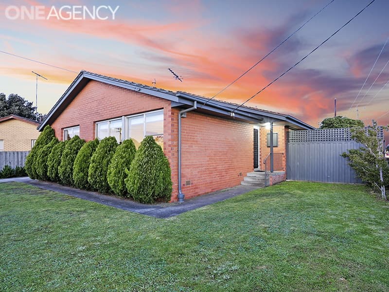 17 McAllister Street, Breakwater, Breakwater - Thumbnail 2