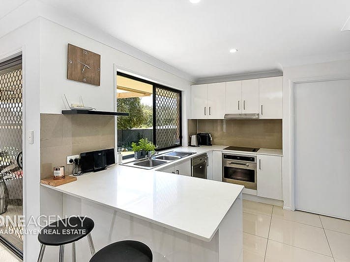 1 Merion Close, Oxley, Oxley - Thumbnail 2