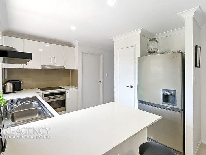 1 Merion Close, Oxley, Oxley - Thumbnail 3