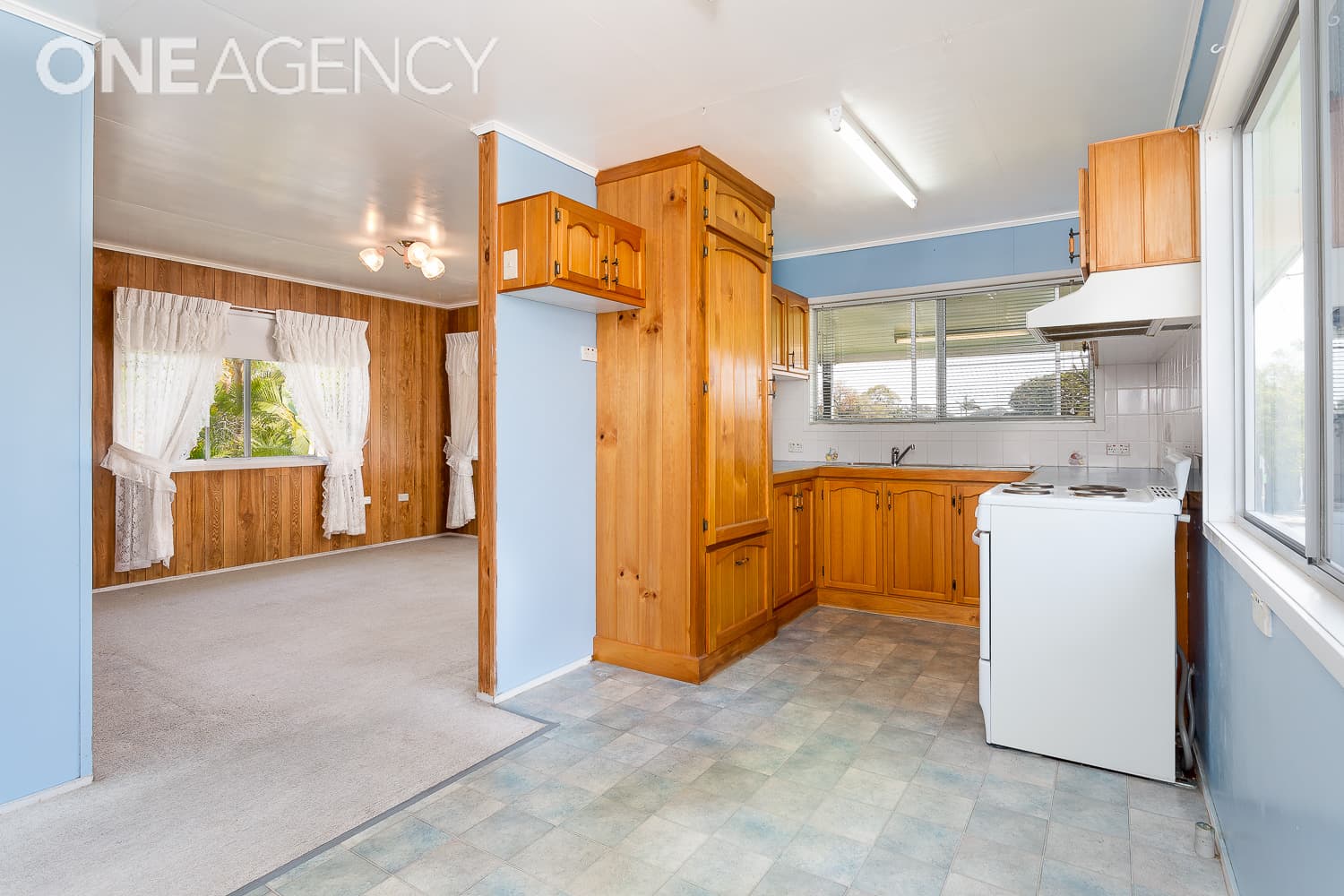 240 Scarborough Road, Scarborough, Scarborough - Thumbnail 2