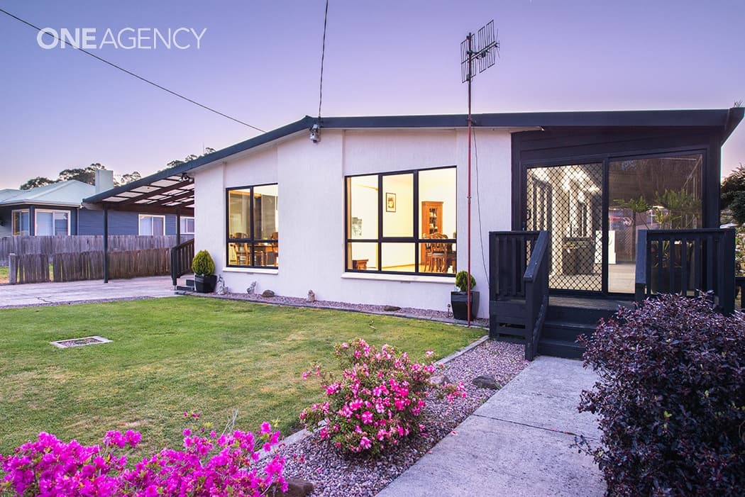 17 Murchison Highway, Somerset, Somerset - Image 1