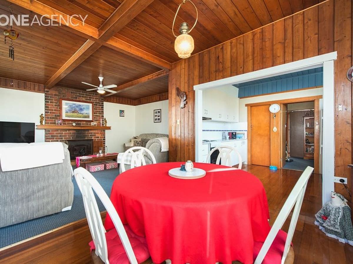 9 Quiggin Street, Wynyard, Wynyard - Thumbnail 4