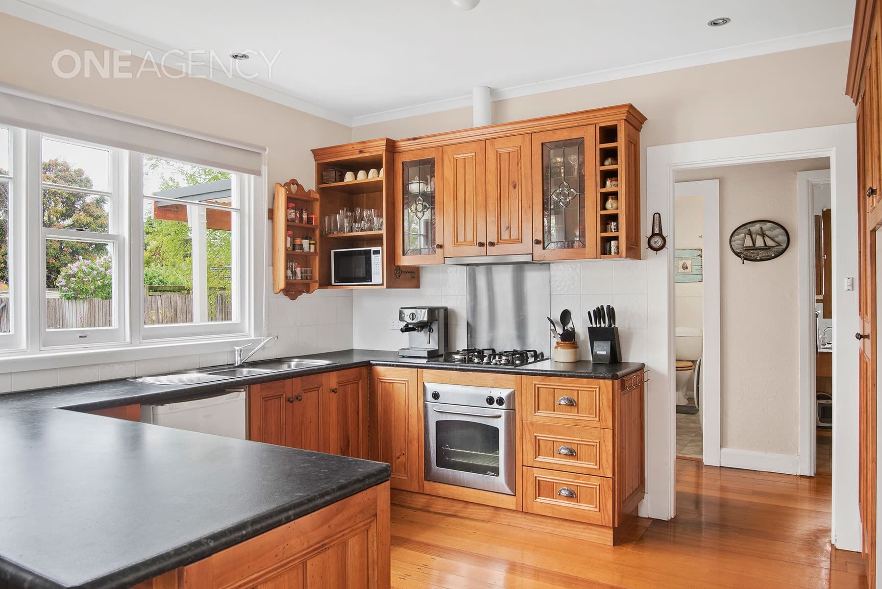39 Norwood Avenue, Norwood, Norwood - Thumbnail 2