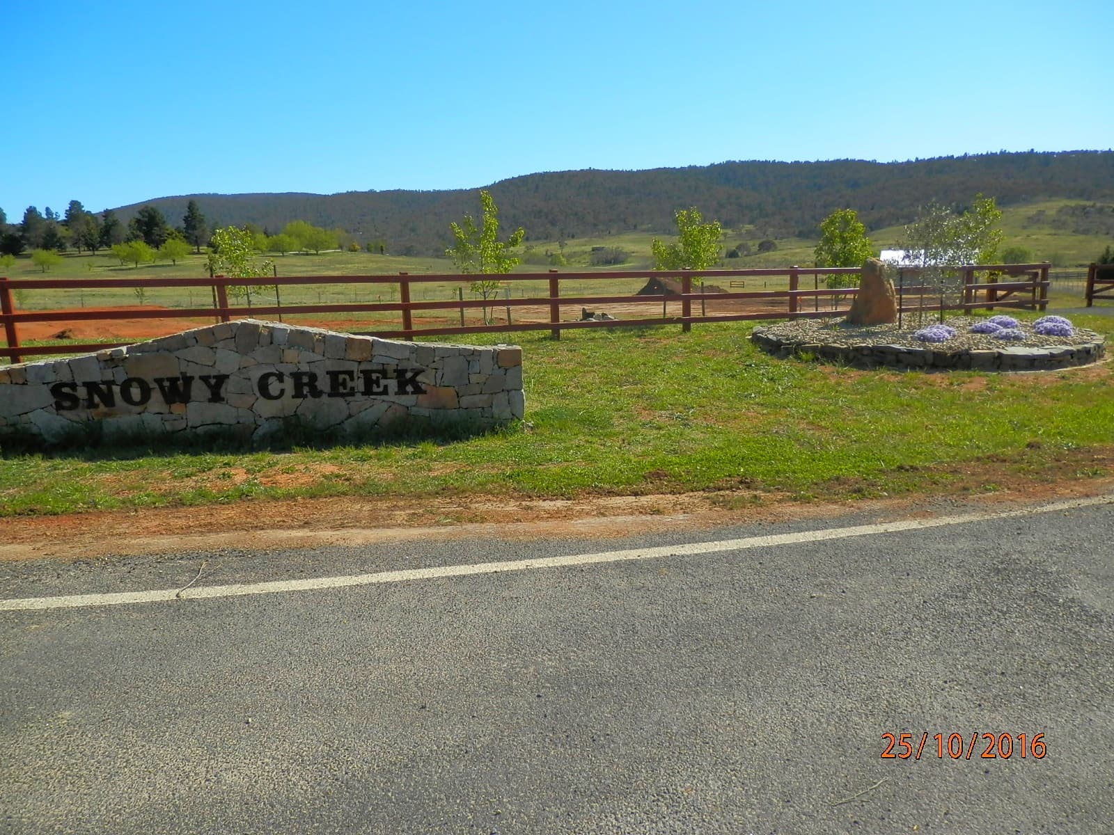37 Snowy Creek Avenue, Cooma, Cooma - Thumbnail 3