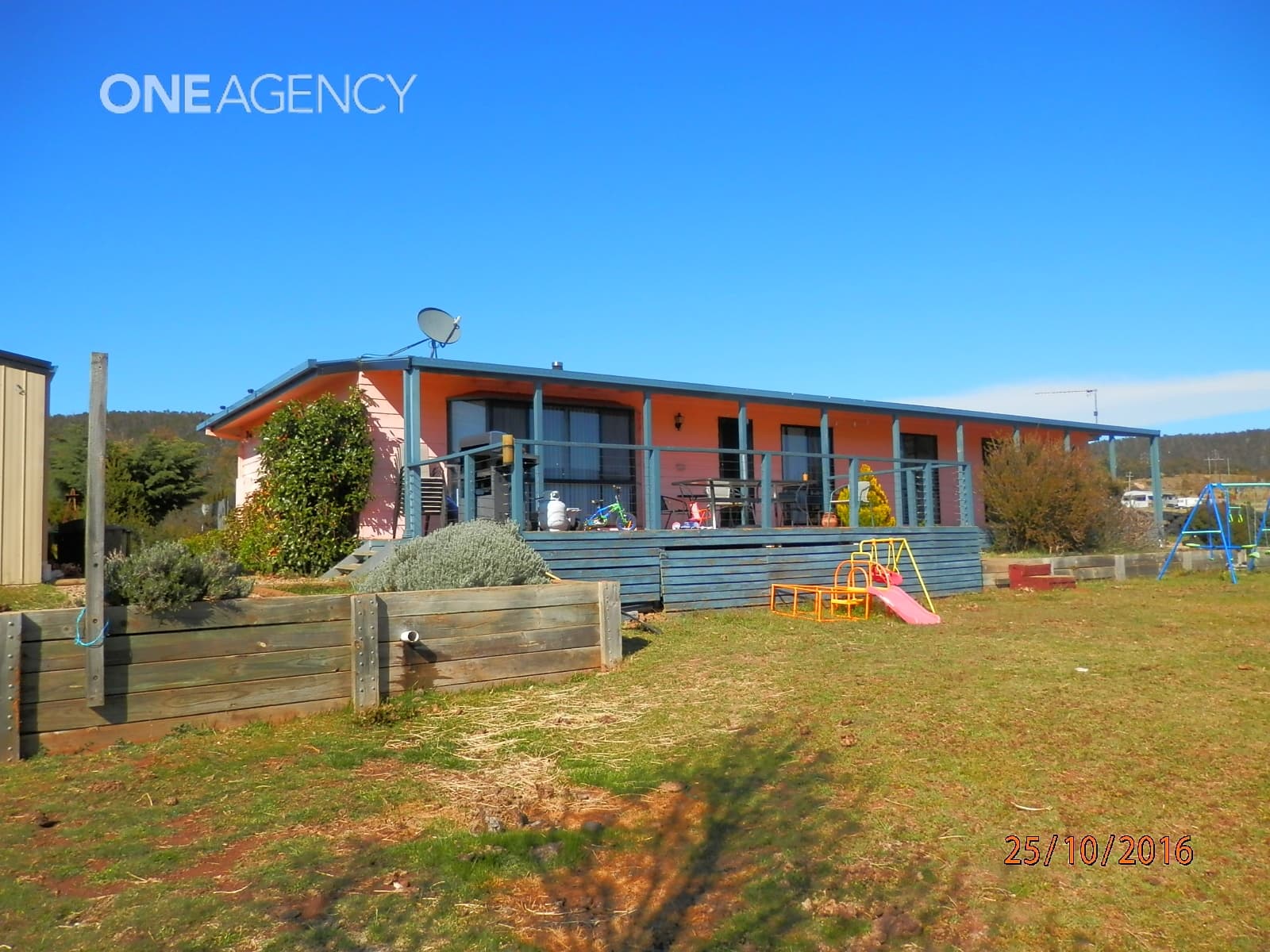 37 Snowy Creek Avenue, Cooma, Cooma - Image 1