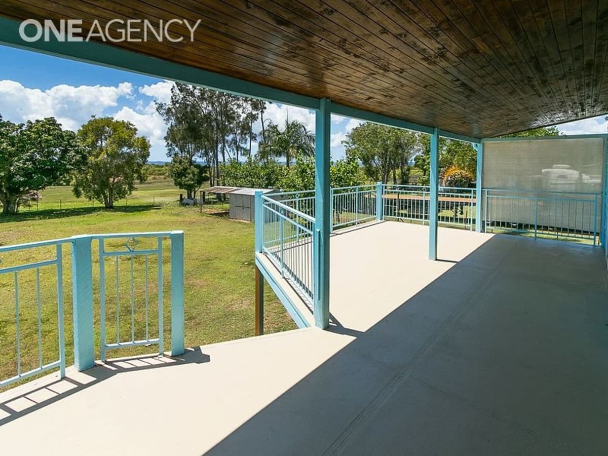 42 Kingfisher Drive, River Heads, River Heads - Thumbnail 5