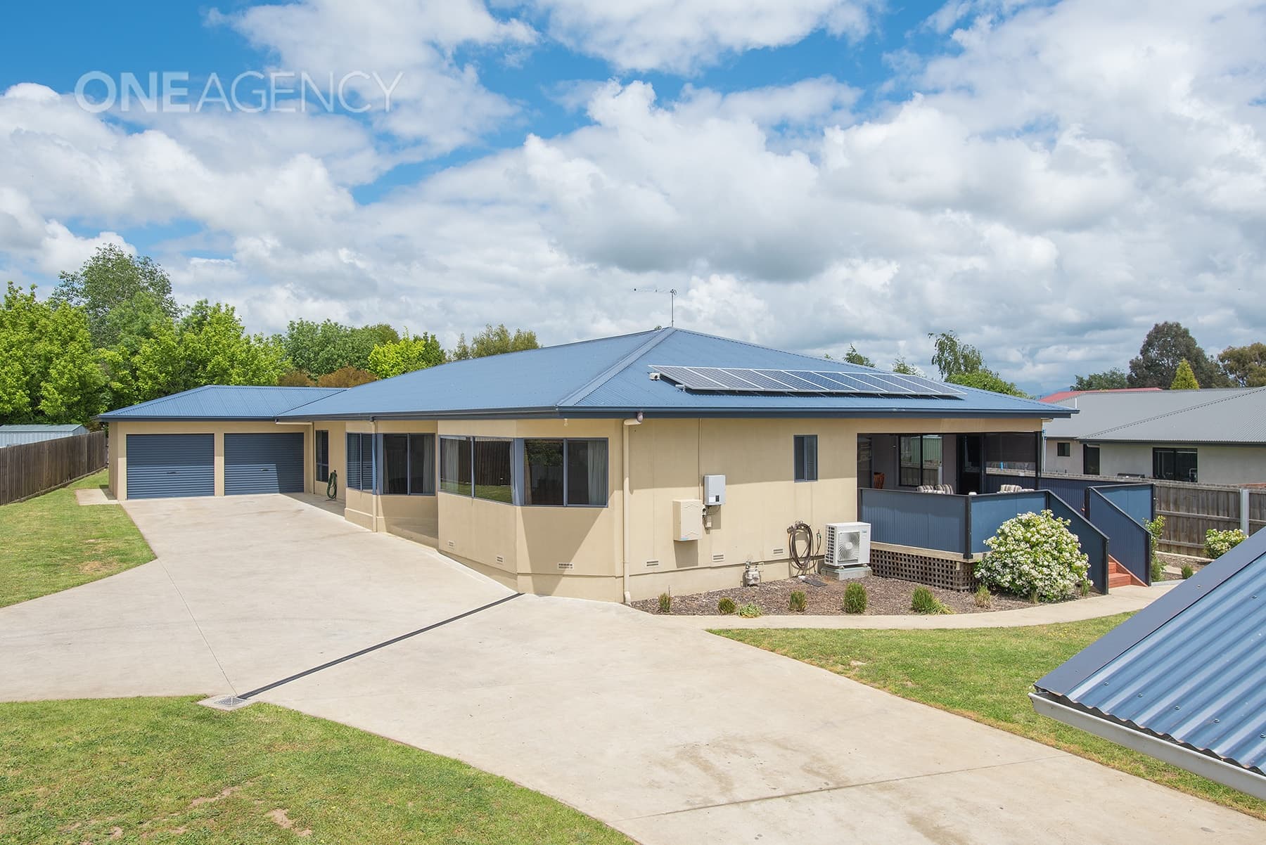 9 High Moor Court, Longford, Longford - Image 1