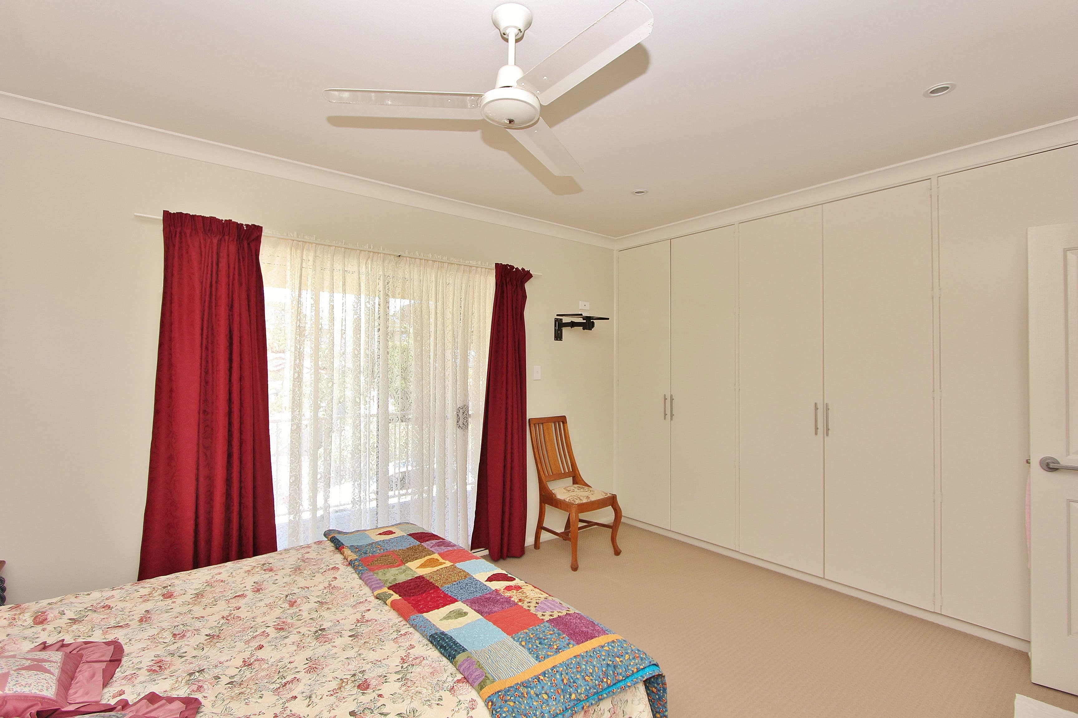 545B Ocean Drive, North Haven, North Haven - Thumbnail 5