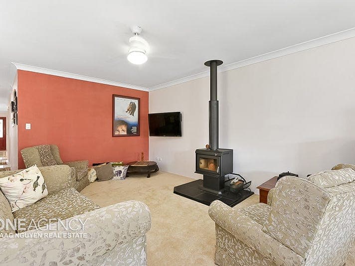 8 Mahogany Place, Forest Lake, Forest Lake - Thumbnail 2
