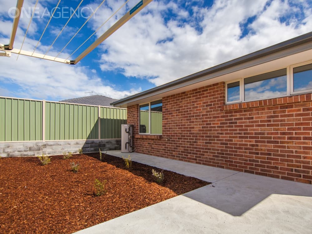 2/100 Mt Stuart Drive, Newnham, Newnham - Thumbnail 6