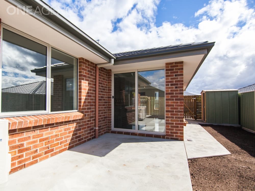 2/100 Mt Stuart Drive, Newnham, Newnham - Thumbnail 8