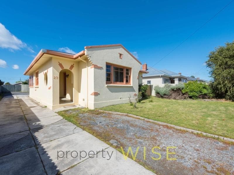 1/27 Foch Street, Mowbray, Mowbray - Thumbnail 2