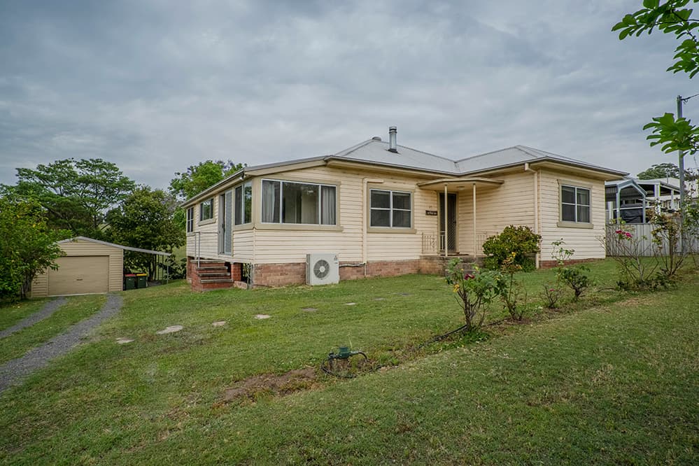 41 Durham Road, East Gresford, East Gresford - Image 1