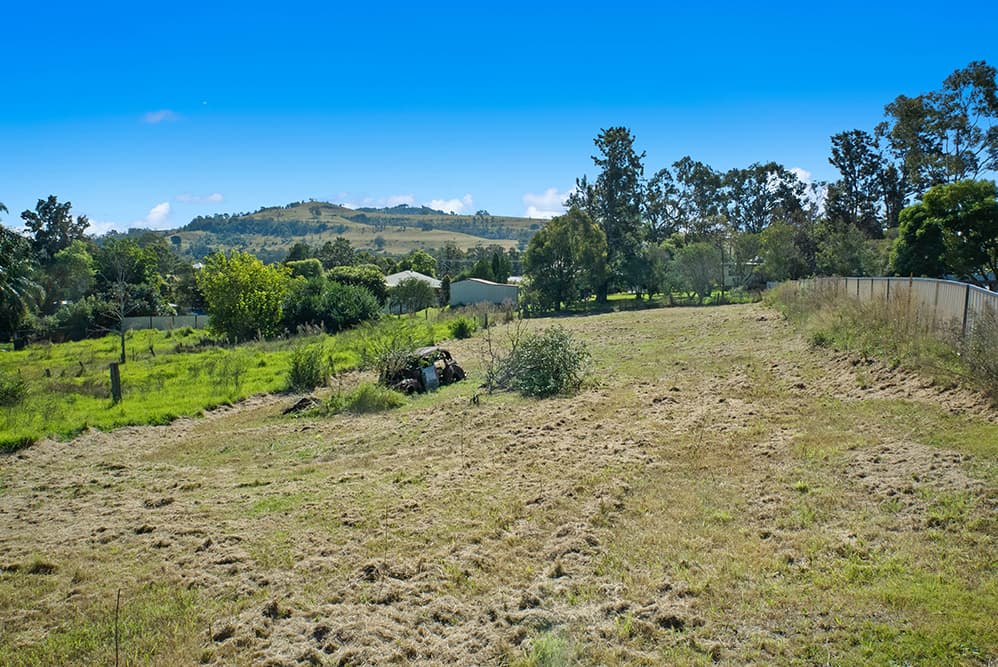 14 Glebe Road, Gresford, Gresford - Image 1