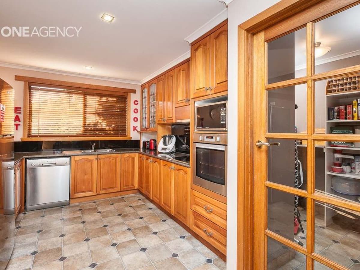 6-8 Flinders Avenue, West Ulverstone, West Ulverstone - Thumbnail 5