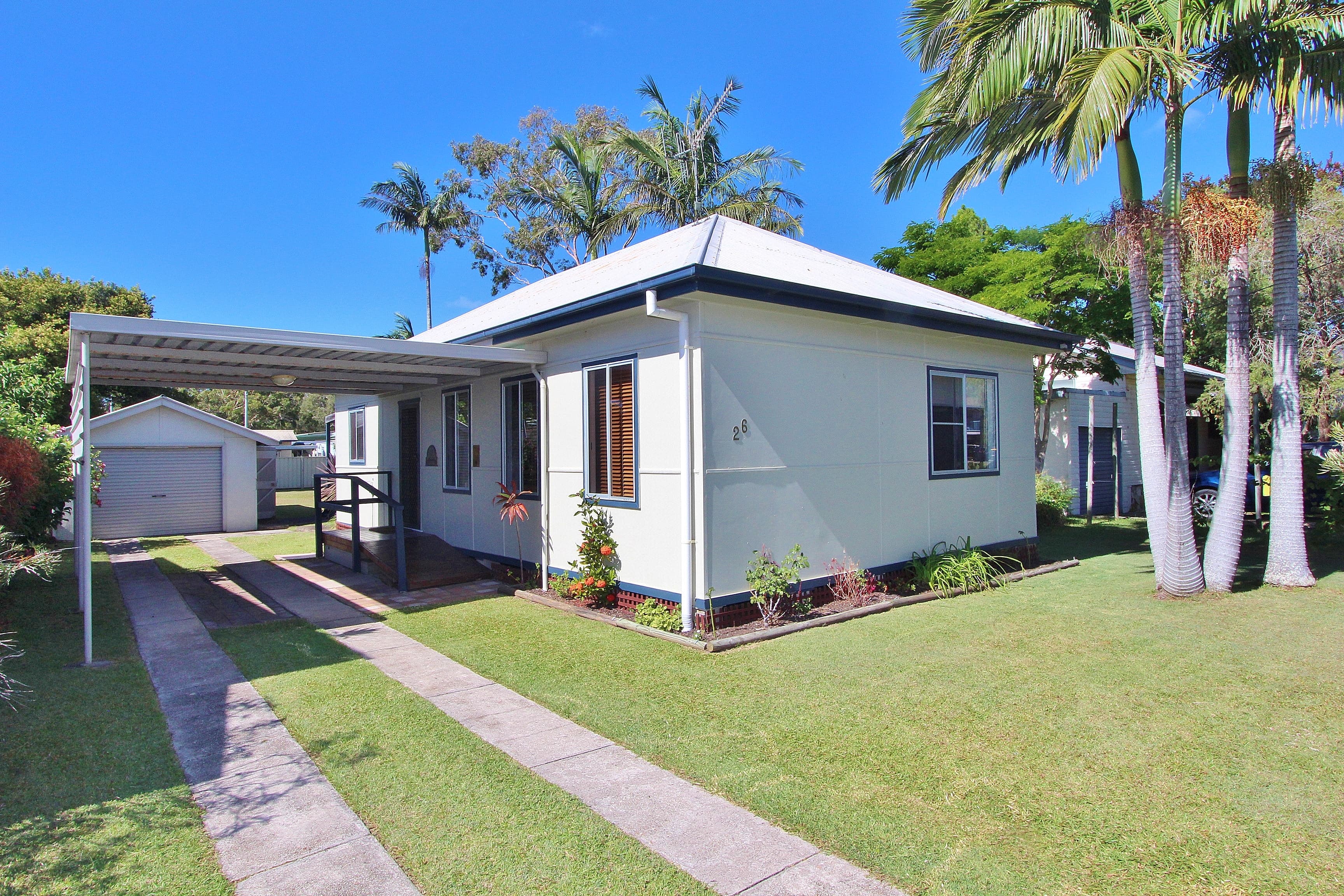 26 Eames Avenue, North Haven, North Haven - Image 1