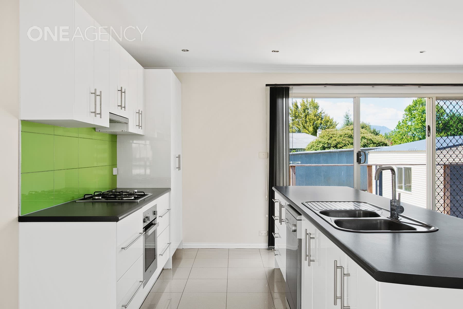 42 Parsonage Street, Deloraine, Deloraine - Thumbnail 2