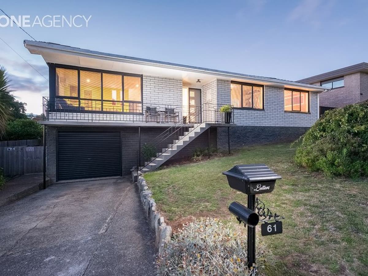 61 Raglan Street, Somerset, Somerset - Image 1