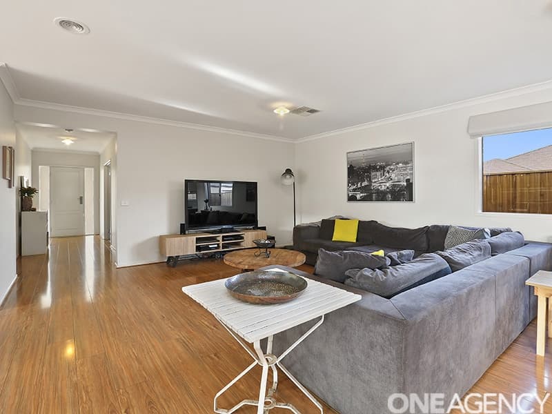 15 Shakespear Avenue, Curlewis, Curlewis - Thumbnail 2