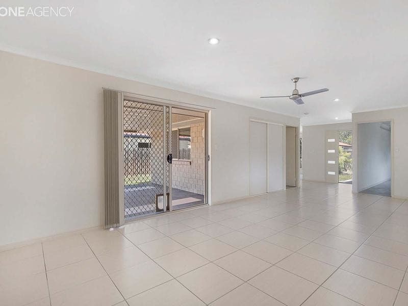 27 Topaz Circuit, Urangan, Urangan - Thumbnail 5
