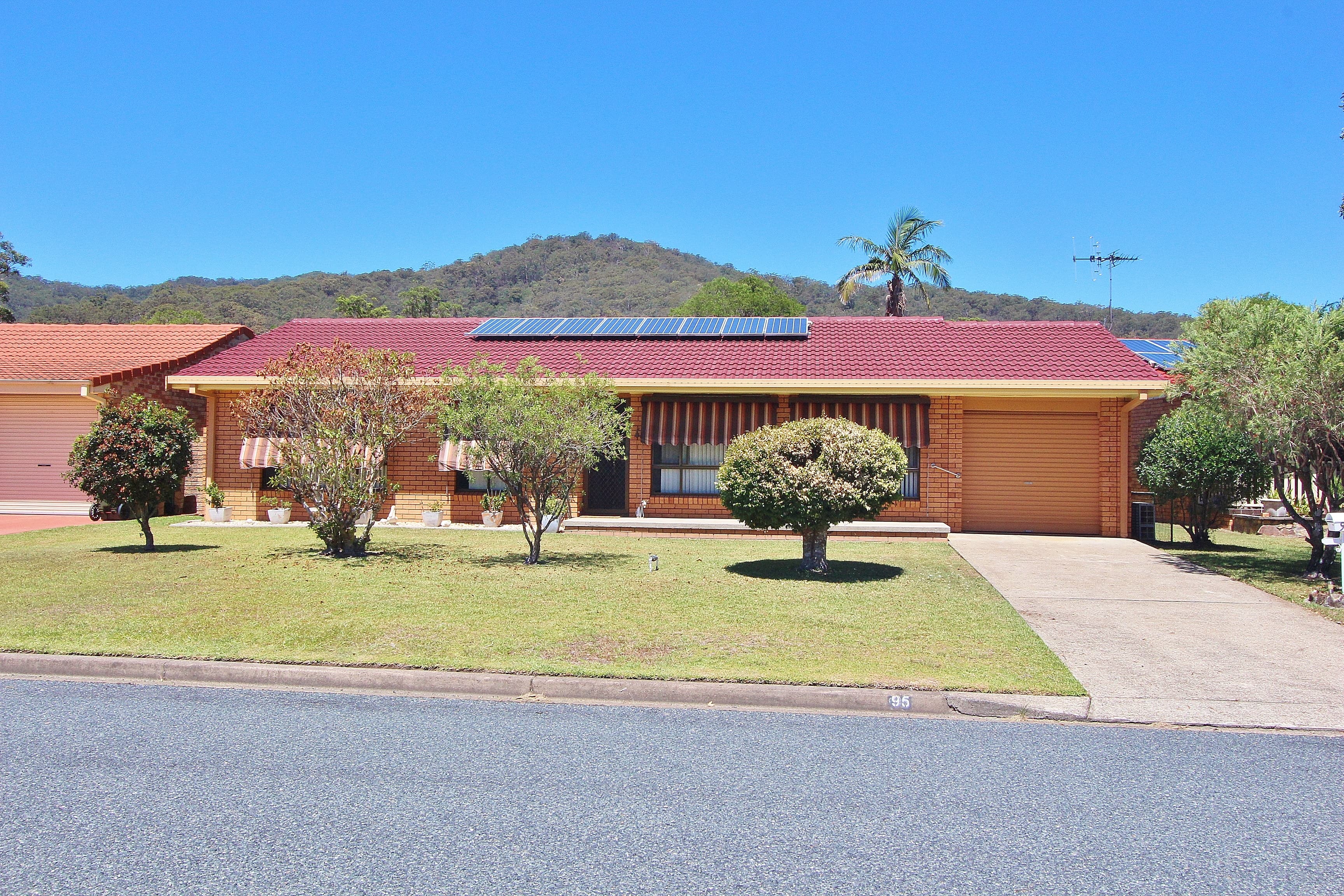 95 Sirius Drive, Lakewood, Lakewood - Image 1