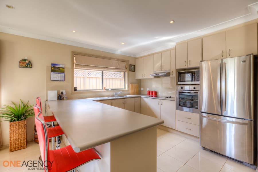 4a Rutherford Place, Orange, Orange - Thumbnail 2