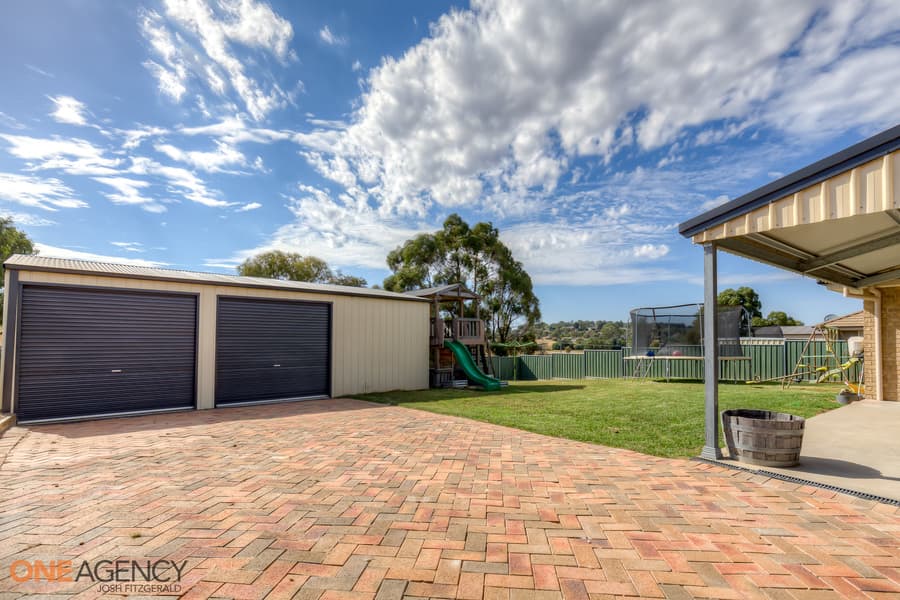 18 Discovery Drive, Orange, Orange - Thumbnail 2