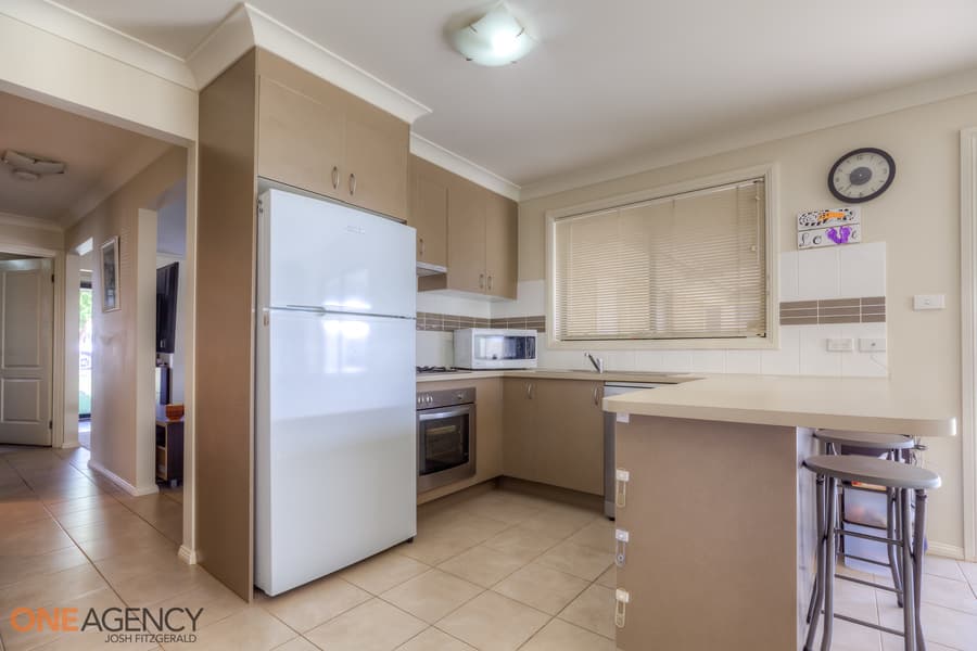 18 Discovery Drive, Orange, Orange - Thumbnail 4