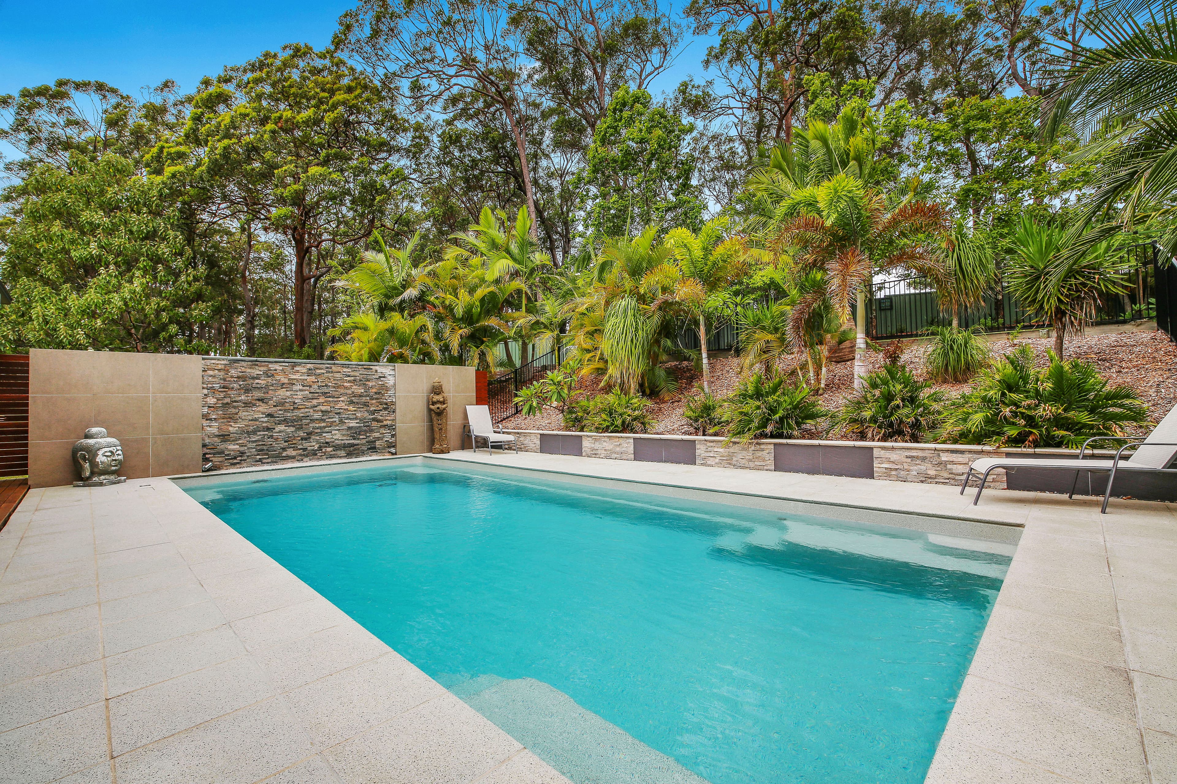 30 Lake Ridge Drive, Kew, Kew - Image 1