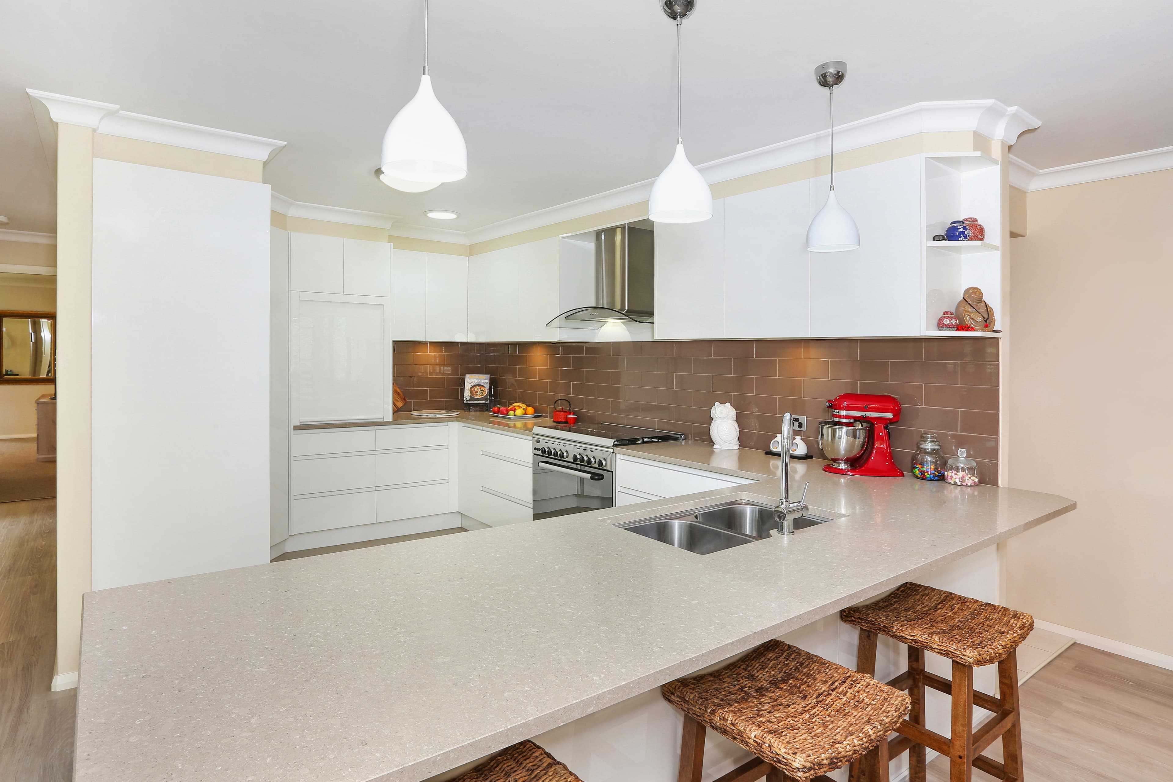 30 Lake Ridge Drive, Kew, Kew - Thumbnail 5