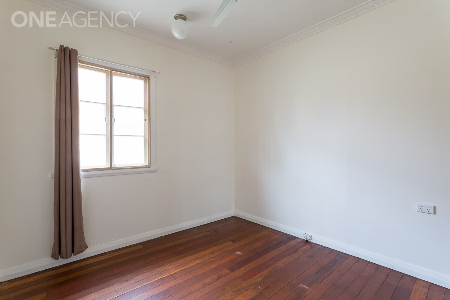 54 Collins Street, Woody Point, Woody Point - Thumbnail 6