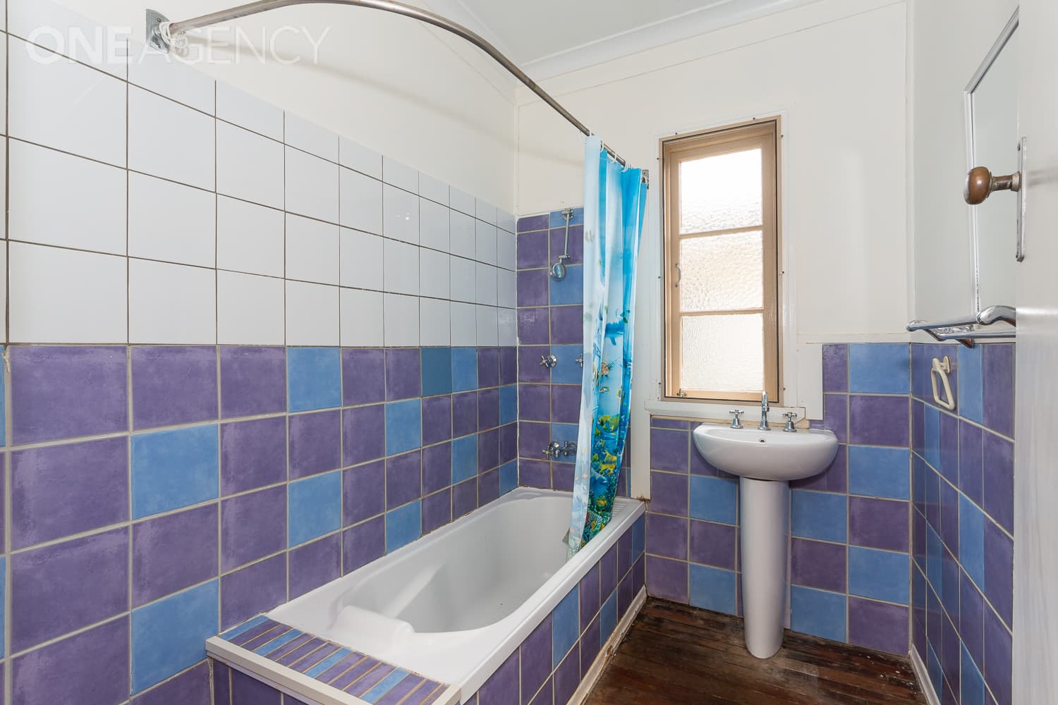54 Collins Street, Woody Point, Woody Point - Thumbnail 7