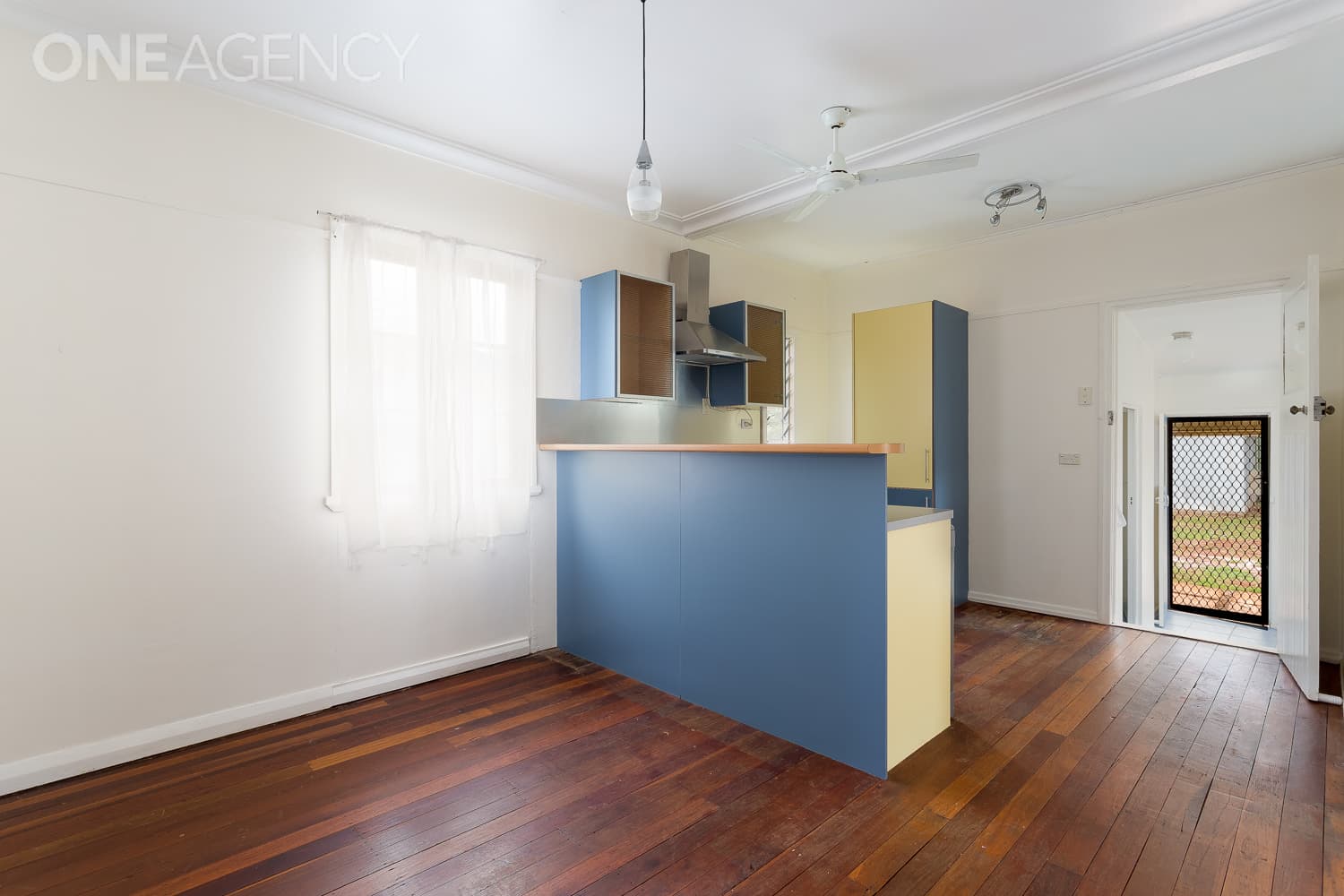 54 Collins Street, Woody Point, Woody Point - Thumbnail 8
