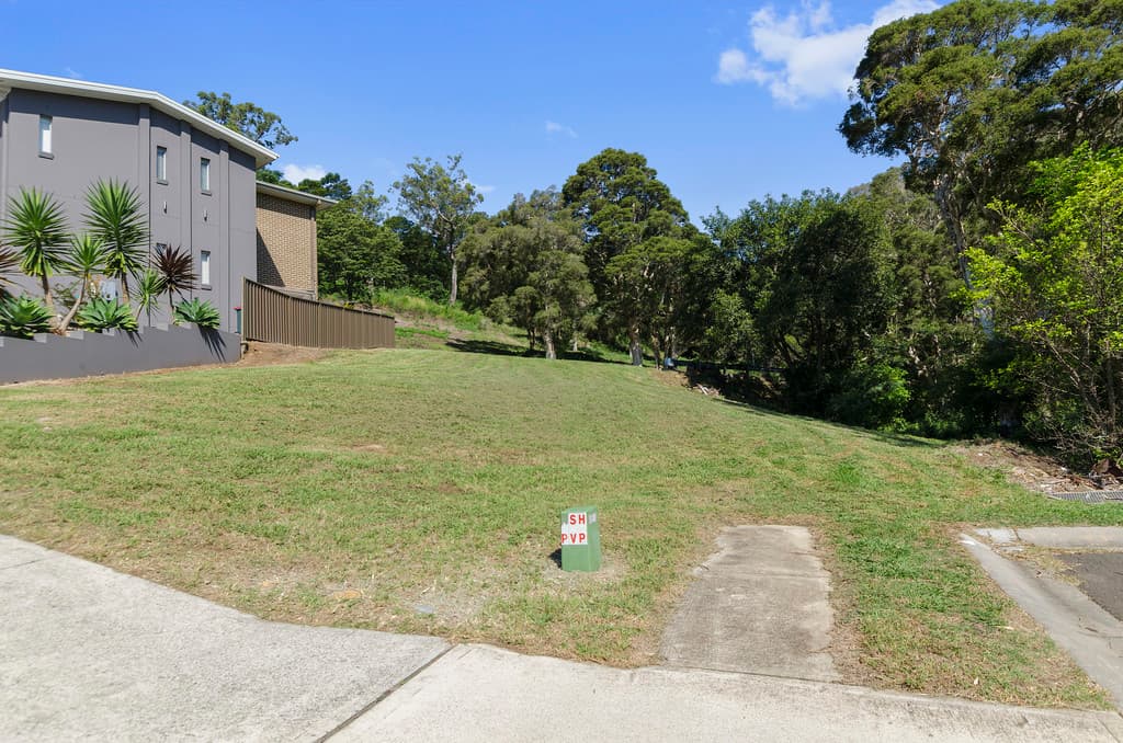 18 Baywood Avenue, Dapto, Dapto - Thumbnail 2