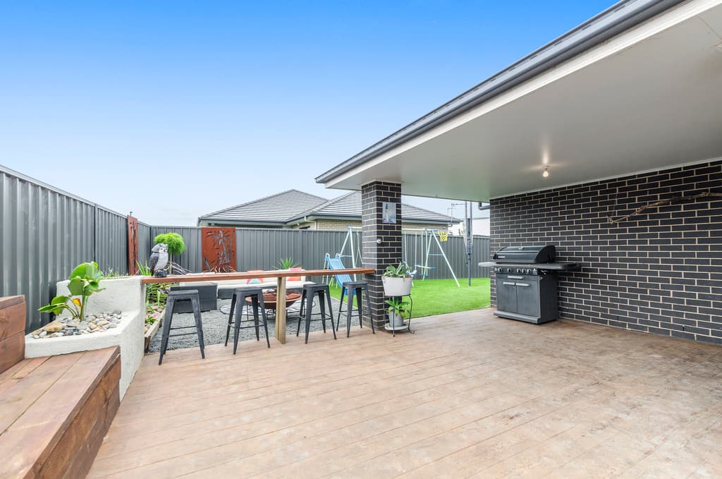 15 Bayview Avenue, Haywards Bay, Haywards Bay - Thumbnail 8