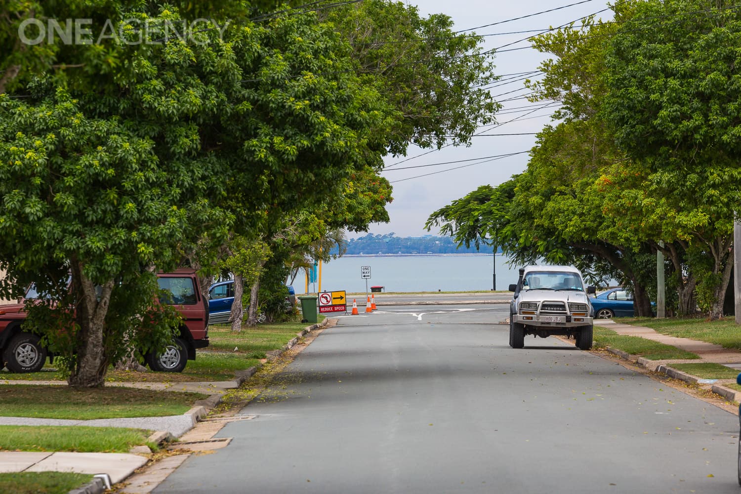 22 Mclennan Street, Woody Point, Woody Point - Thumbnail 2