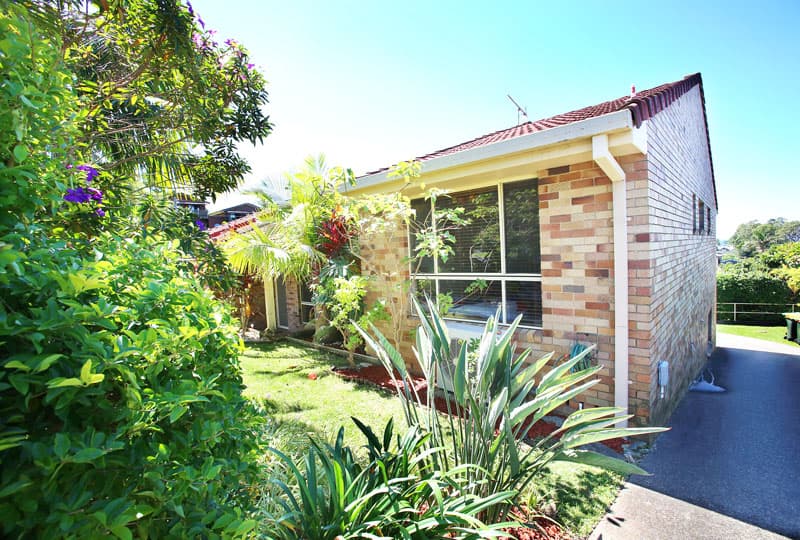 2/1 Sandy Beach Road, Korora, Korora - Thumbnail 2