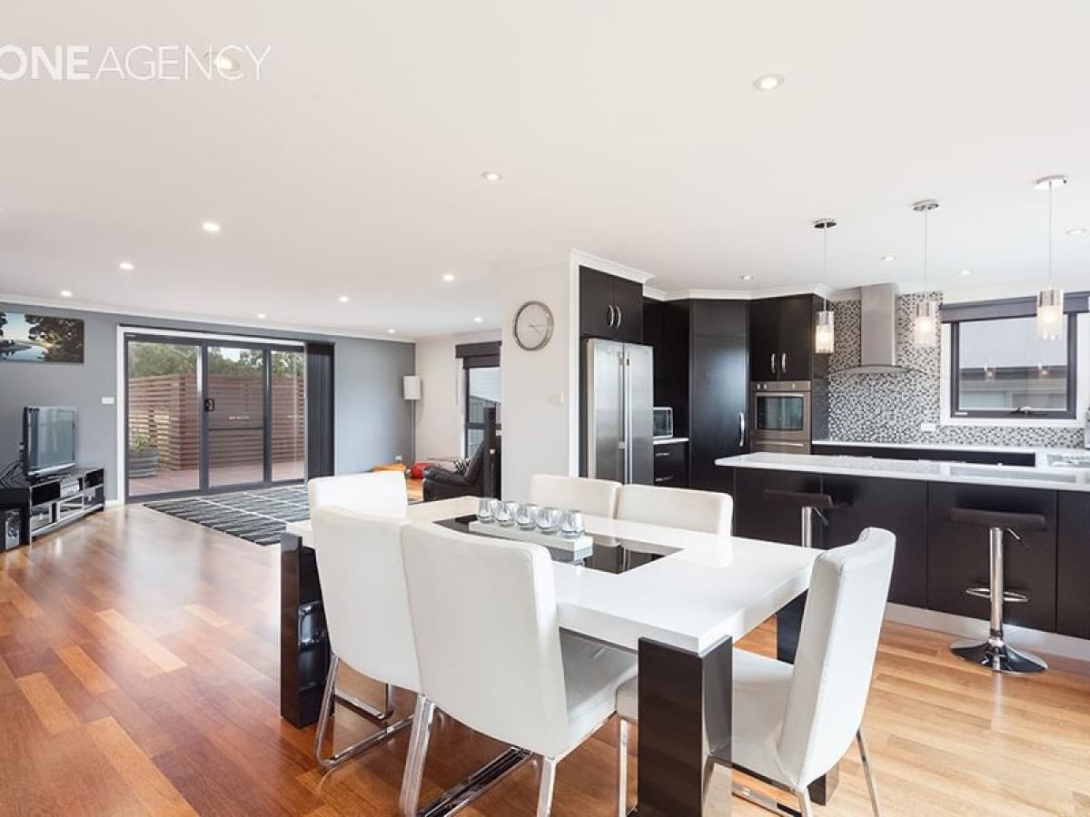25 Serrata Crescent, Sisters Beach, Sisters Beach - Thumbnail 3
