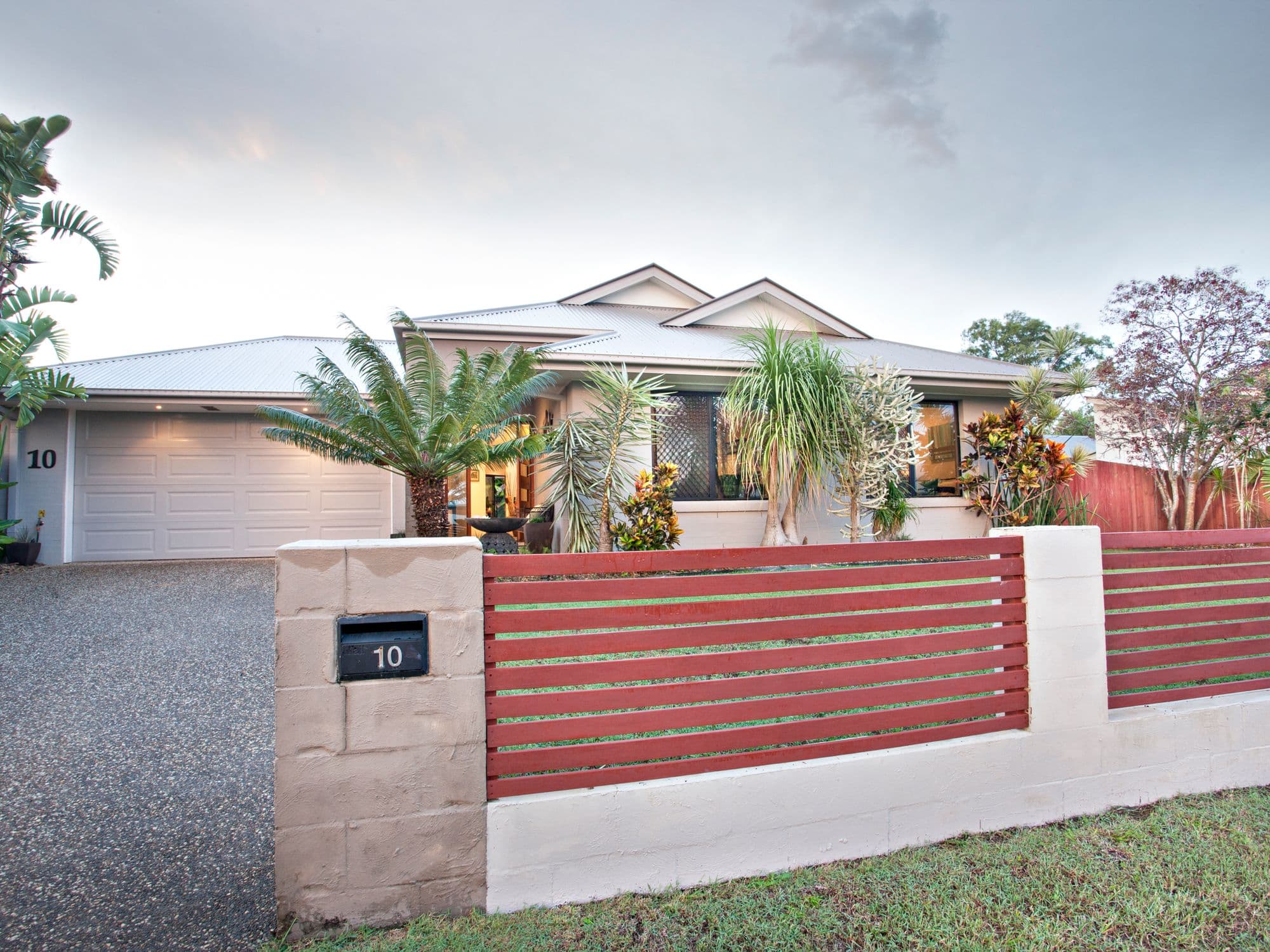 10 Pincally Crescent, Ormeau, Ormeau - Thumbnail 2