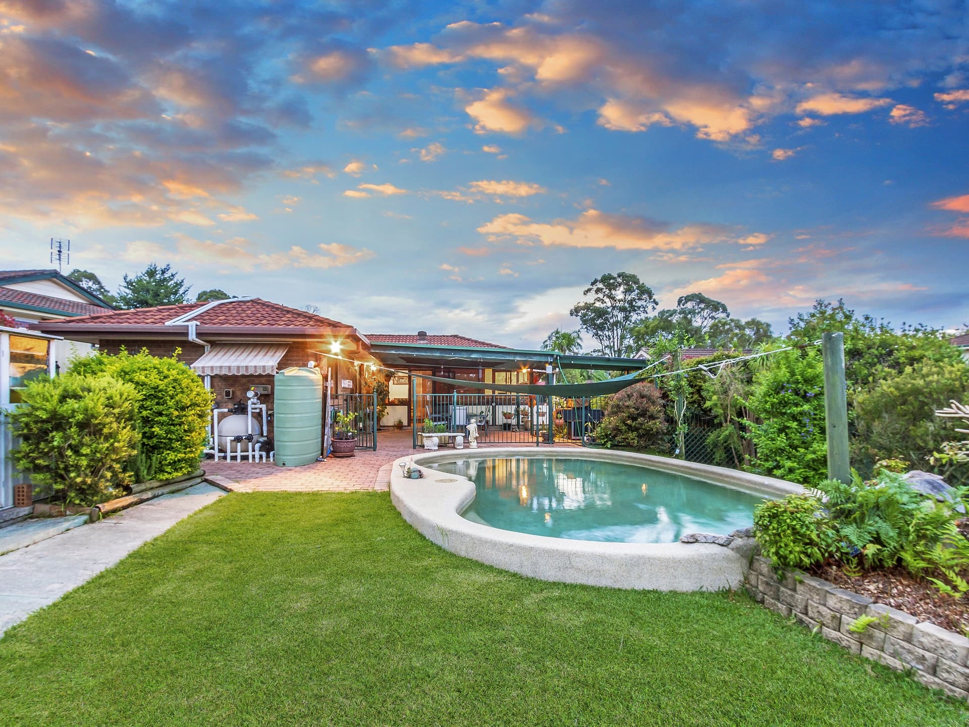 36 Mitchell Drive, Kariong, Kariong - Image 1