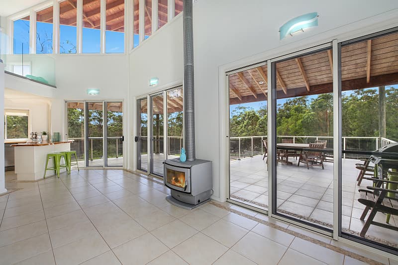 39 Lake Ridge Drive, Kew, Kew - Thumbnail 3