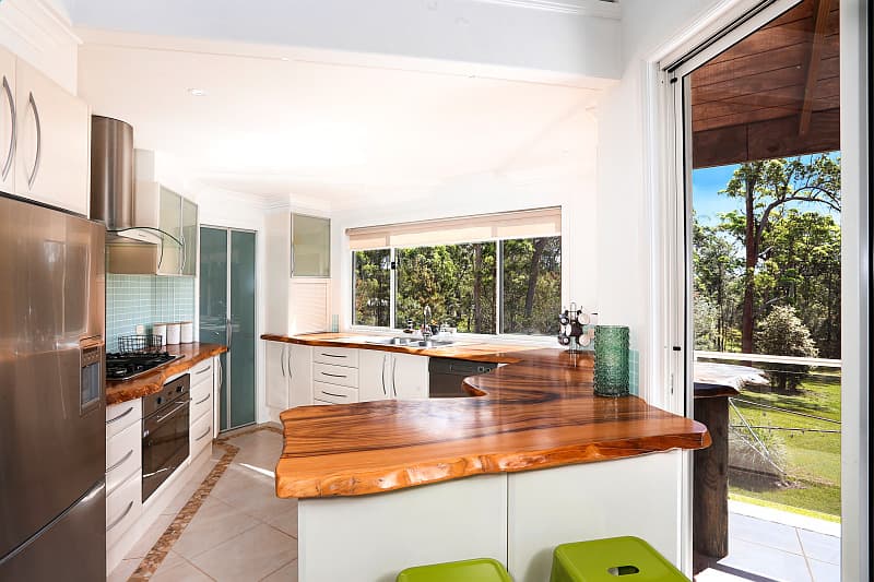 39 Lake Ridge Drive, Kew, Kew - Thumbnail 6