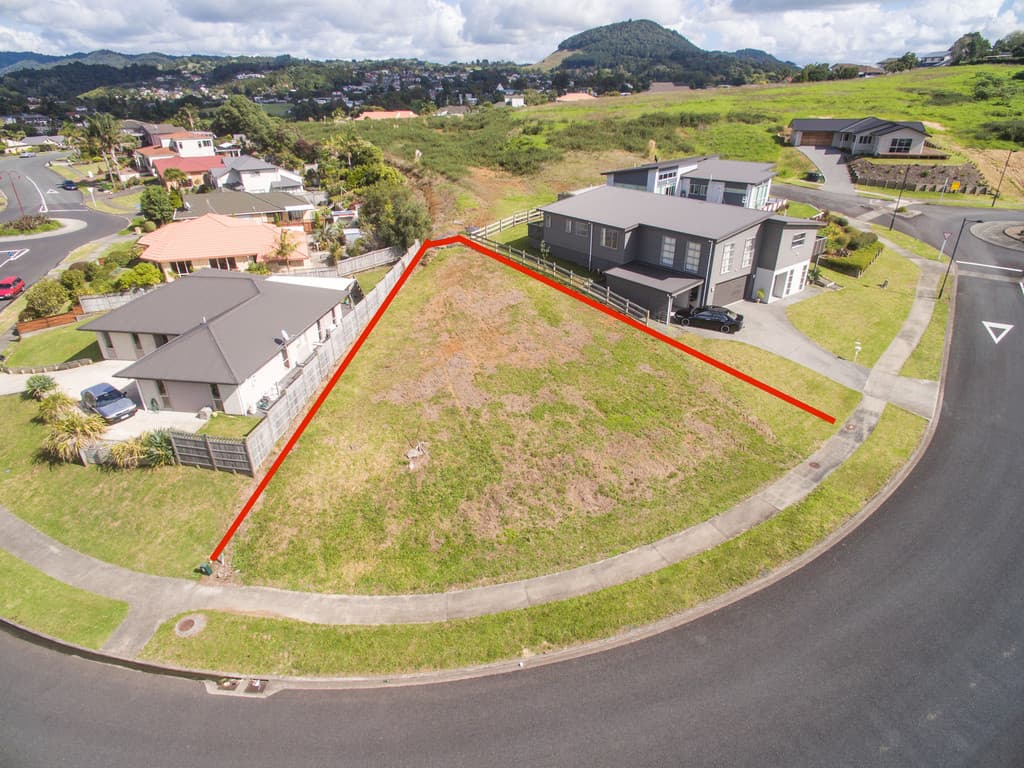 25 Pebble Beach Boulevard, Kamo, Kamo - Thumbnail 2